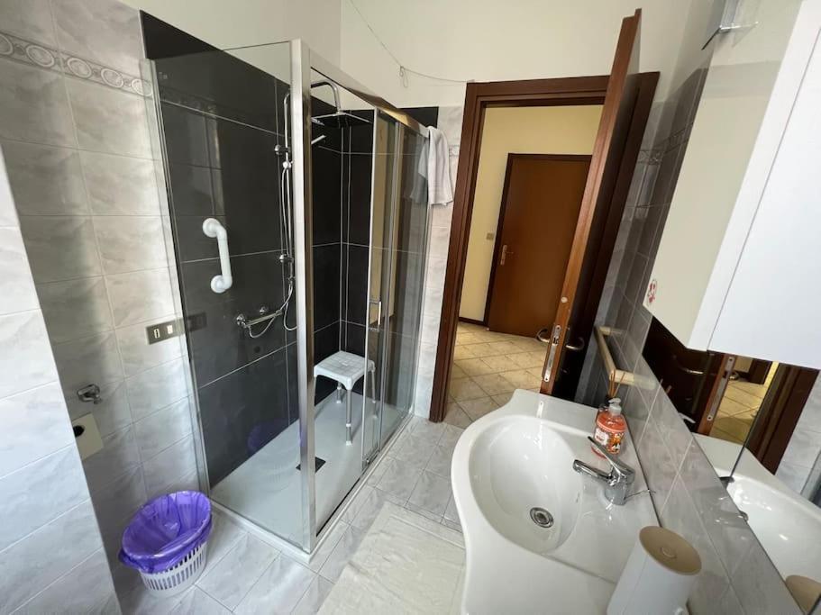 Orio Relax 24H Airport 1 - 3 Minute From Arrival By Bus Apartment Bergamo Luaran gambar