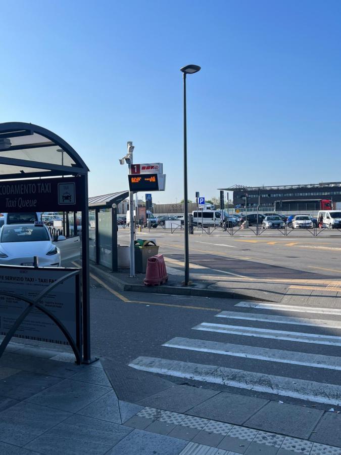 Orio Relax 24H Airport 1 - 3 Minute From Arrival By Bus Apartment Bergamo Luaran gambar